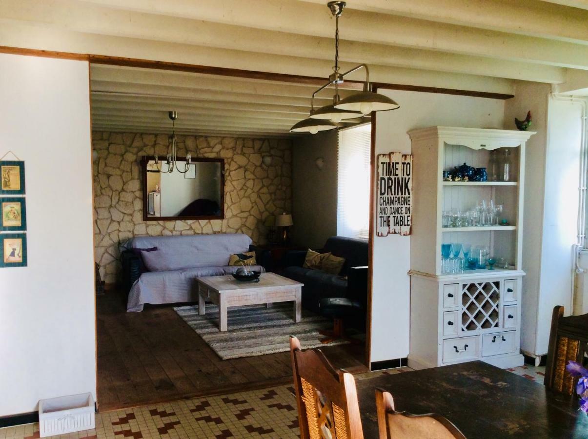 Les Outres Villa Chabrac Exterior foto